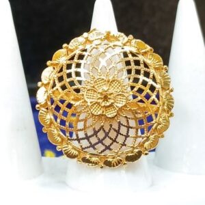 Centre Floral Finger Ring