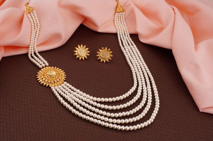 Women 24k gold pearl lahori necklace set