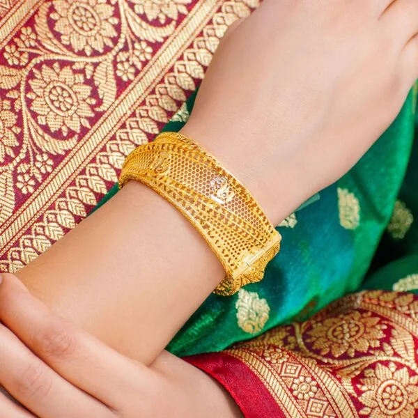 24K Gold Chura